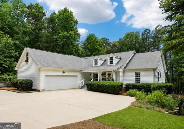 1st image of 79 Driftwood Ct, Newnan, GA 30263 | MLS# 10825570