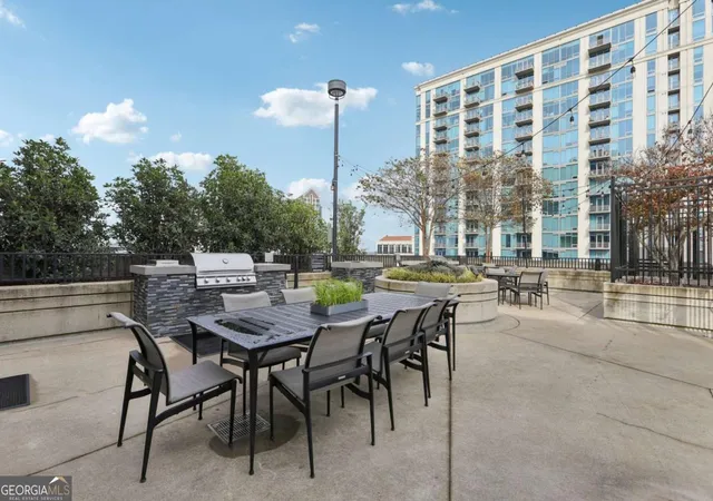 Homes for sale in Atlanta, GA | 250 Pharr Rd Ne #701, Atlanta, GA 30305 | MLS# 10774160