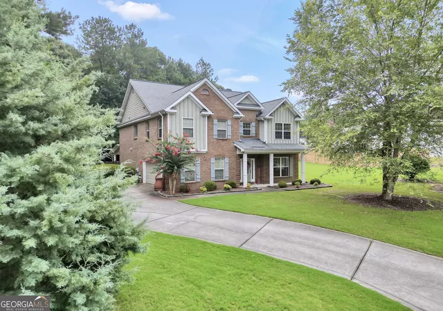 Photo 1 of Sale Pending at 130 Northwood Creek Wy, Oxford, GA 30054 | MLS# 10816314 | Listing updated on 2026-09-17