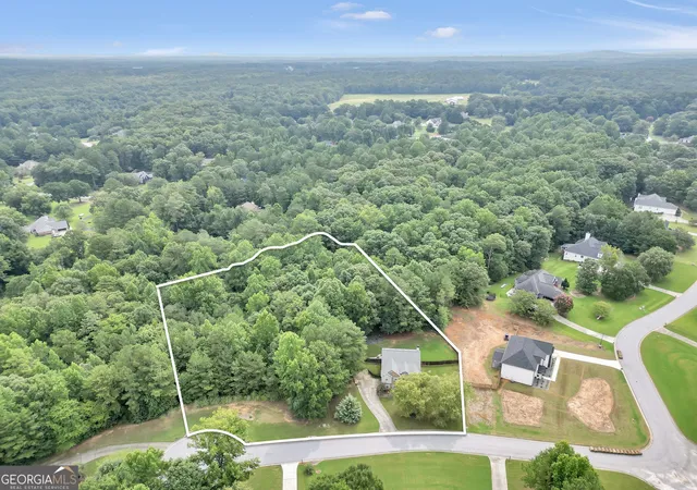 Photo 2 of Sale Pending at 130 Northwood Creek Wy, Oxford, GA 30054 | MLS# 10816314 | Listing updated on 2026-09-17