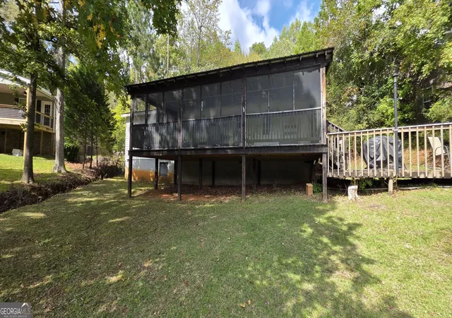 Photo 4 of Sale Pending at 111 Southshore Rd, Eatonton, GA 31024 | MLS# 10623392 | Listing updated on 2025-10-31