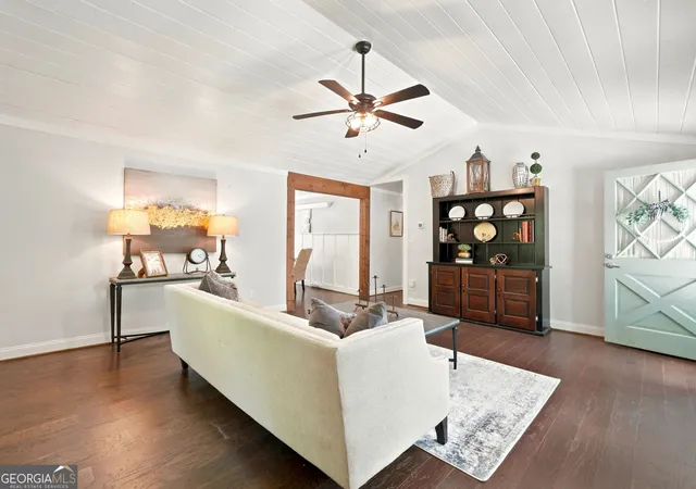 Photo 4 of Single family home for sale at 129 Cline Valley Pl, Canton, GA 30114 | MLS# 10798245 | Listing updated on 2026-09-23