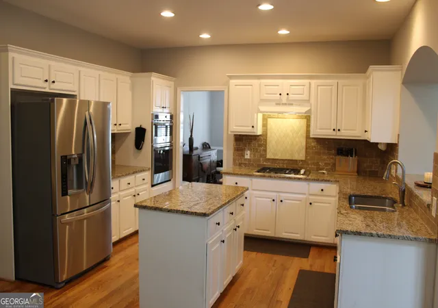 Photo 3 of Sale Pending at 322 Ironhill Tr, Woodstock, GA 30189 | MLS# 10771746 | Listing updated on 2026-06-04