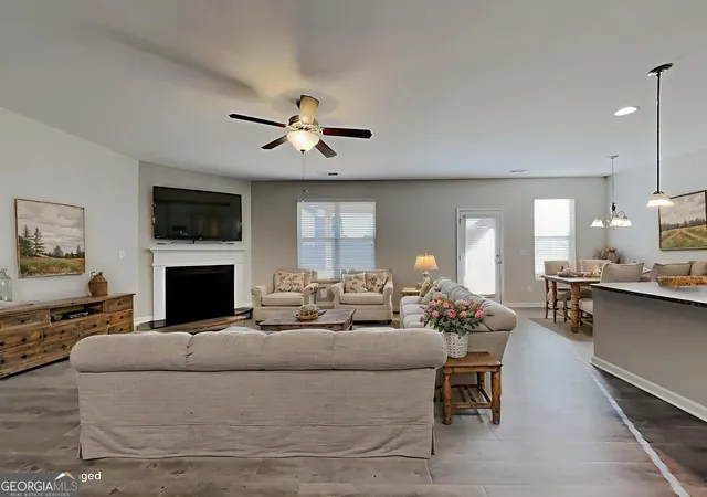 Photo 3 of Single family home for sale at 1928 Stanton Way, Mcdonough, GA 30253 | MLS# 10788108 | Listing updated on 2026-09-05