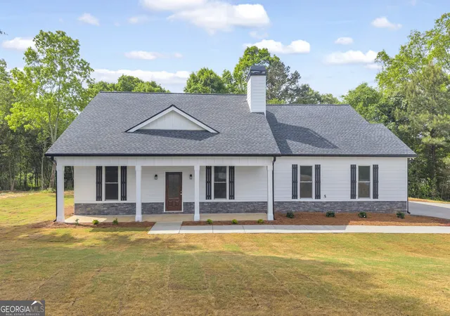 Homes for sale in Mount Airy, GA | 188 Ayers Rd, Mount Airy, GA 30563 | MLS# 10754097