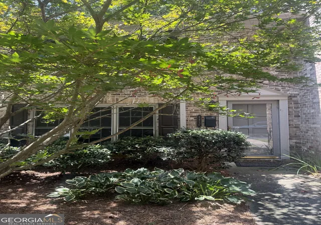 Townhouse for sale at 2436 Northlake Ct Ne, Atlanta, GA 30345 | MLS# 10707418