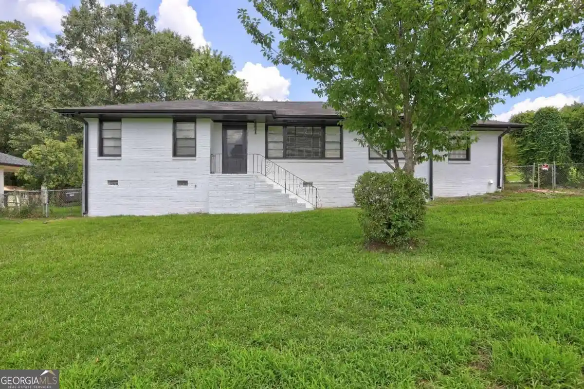 Single family home for sale at 970 Oglethorpe Ave, Athens, GA 30606 | MLS# 10829433 | Listing updated on 2026-10-15