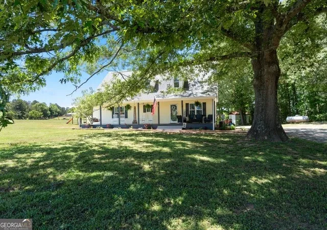 Homes for sale in Tallapoosa, GA | 405 Little Cir, Tallapoosa, GA 30176 | MLS# 10765440