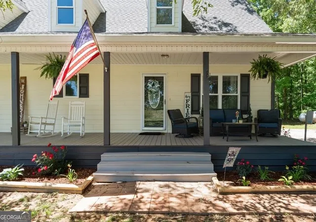 Homes for sale in Tallapoosa, GA | 405 Little Cir, Tallapoosa, GA 30176 | MLS# 10765440
