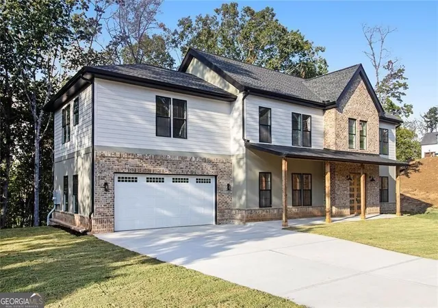 Photo 3 of Single family home for sale at 6325 Crestline Dr, Dawsonville, GA 30534 | MLS# 10782015 | Listing updated on 2026-10-29