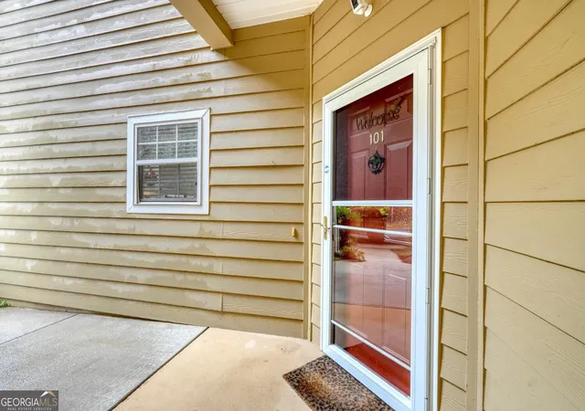 Photo 4 of Condo for sale at 20 Glen Eagle Ct A101, Clayton, GA 30525 | MLS# 10835163 | Listing updated on 2026-09-11