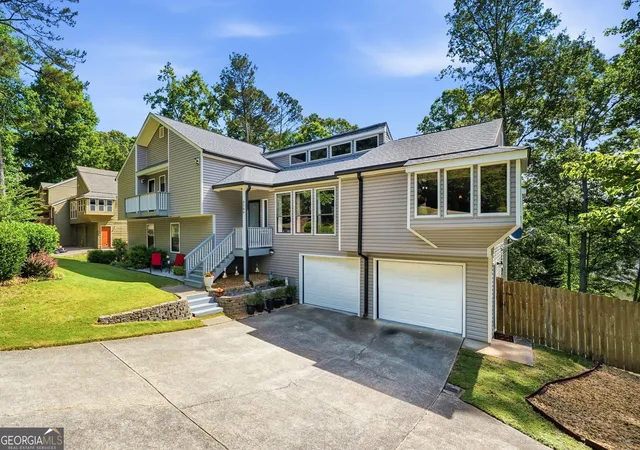 2nd image of 2184 Deep Woods Wy, Marietta, GA 30062 | MLS# 10760647