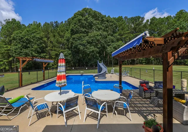 Photo 4 of Single family home for sale at 120 Fox Run Ct, Mcdonough, GA 30253 | MLS# 10806387 | Listing updated on 2026-08-27