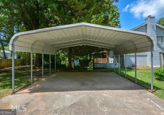 image of 110 Flint River Rd, Jonesboro, GA 30238 | MLS# 10576629