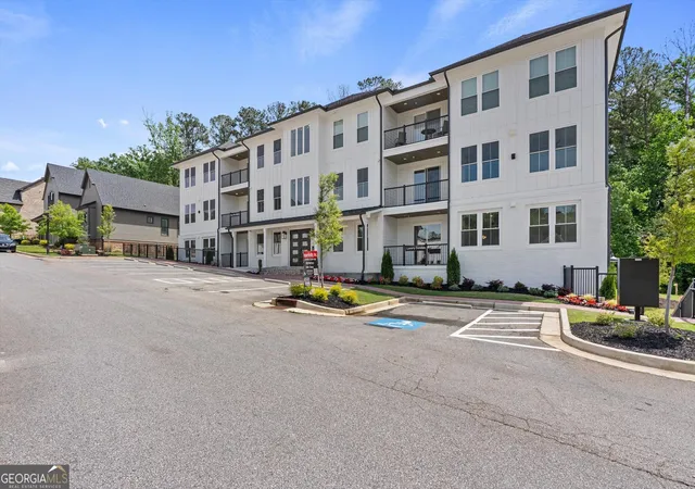 Photo 2 of Condo for sale at 1050 Blair Ln #302, Peachtree City, GA 30269 | MLS# 10836810 | Listing updated on 2026-09-14