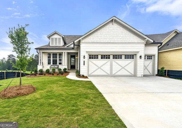 Homes for sale in Hoschton, GA | 203 Bear Wy, Hoschton, GA 30548 | MLS# 10800678