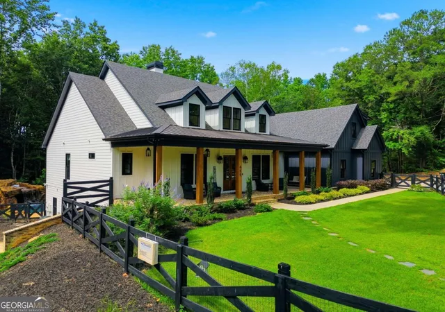 4th image of 650 Avery Rd, Canton, GA 30115 | MLS# 10795556