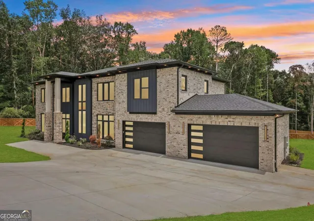Photo 2 of Mansion for sale at 1546 Ewing Chapel Rd, Dacula, GA 30019 | MLS# 10815484 | Listing updated on 2026-08-21