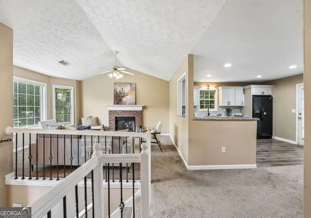 Photo 4 of Sale Pending at 1036 Pepper Cir NW, Acworth, GA 30101 | MLS# 10811307 | Listing updated on 2026-10-30