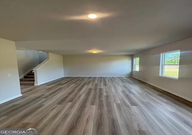 3rd image of 218 Hampton Hollow Dr, Jefferson, GA 30549 | MLS# 10720906