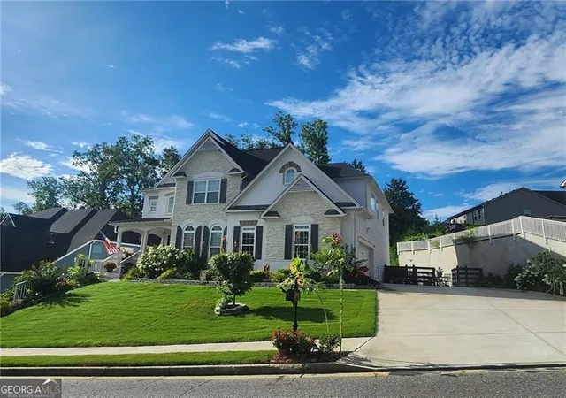 Photo 3 of Single family home for sale at 6020 Brg Brk Overlook, Cumming, GA 30028 | MLS# 10726827 | Listing updated on 2026-07-26
