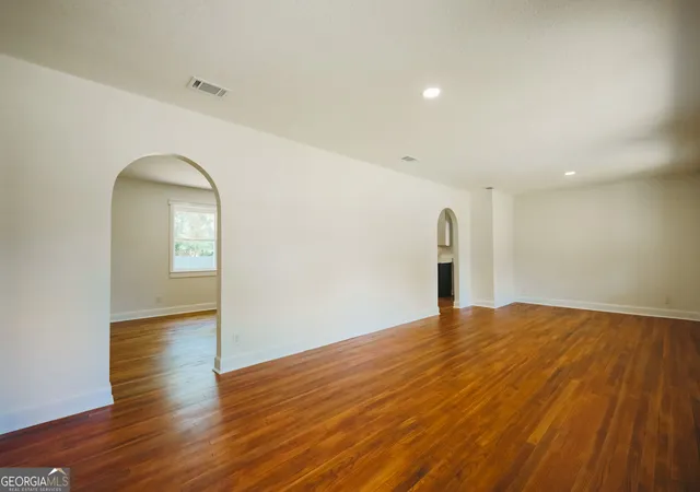 Photo 3 of Single family home for sale at 106 Pinehurst Dr, Blackshear, GA 31516 | MLS# 10809149 | Listing updated on 2026-09-18