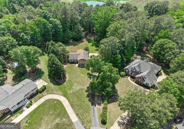 Photo 3 of Sale Pending at 210 Heritage Farm Ln, Fayetteville, GA 30215 | MLS# 10758742 | Listing updated on 2026-06-12