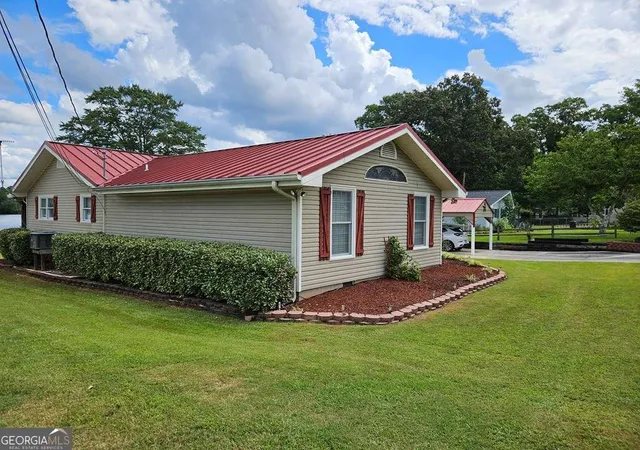 2nd image of 35 Agnes St, Temple, GA 30179 | MLS# 10821165