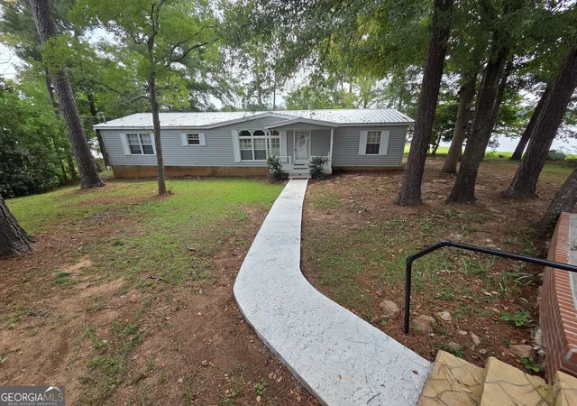 Photo 1 of Single family home for sale at 151 Island Creek Dr Ne, Sparta, GA 31087 | MLS# 10835869 | Listing updated on 2026-09-12