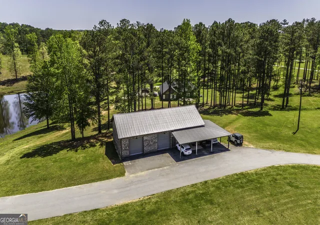 Photo 1 of Mansion for sale at 1600 Happy Holw Rd, Roopville, GA 30170 | MLS# 10410297 | Listing updated on 2025-12-15