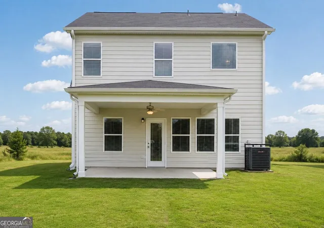Photo 3 of Single family home for sale at 104 Vickers Point Dr, Fairburn, GA 30213 | MLS# 10806513 | Listing updated on 2026-09-14