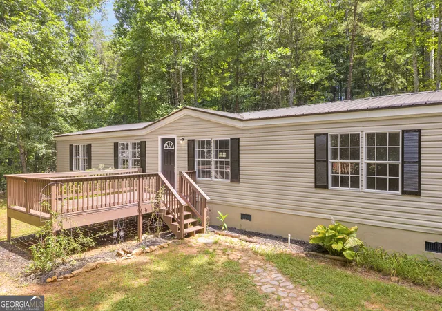 Homes for sale in Cleveland, GA | 324 Paradise Valley Rd, Cleveland, GA 30528 | MLS# 10801224