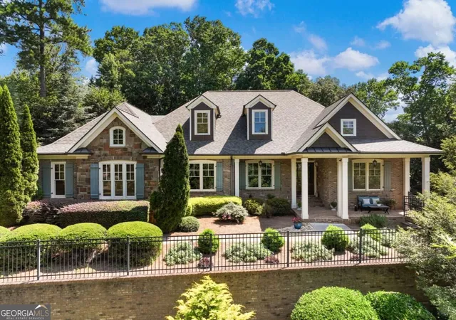 Photo 1 of Single family home for sale at 2474 Northern Oak Dr, Braselton, GA 30517 | MLS# 10854305 | Listing updated on 2026-10-27