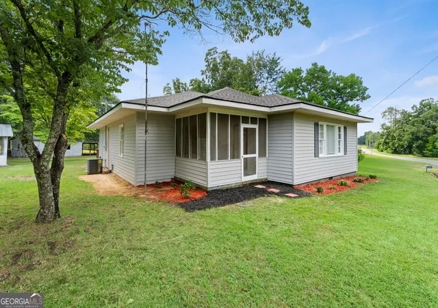 3rd image of 1040 Tommy Purvis Jr, Reynolds, GA 31076 | MLS# 10819204