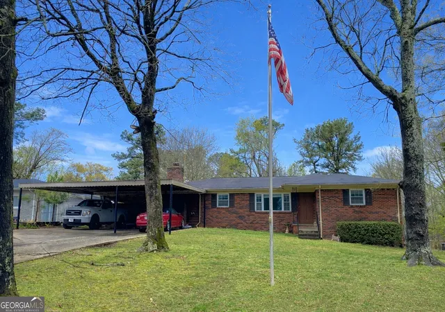 Photo 1 of Single family home for sale at 197 Cooper Lake Rd Se, Mableton, GA 30126 | MLS# 10706003 | Listing updated on 2026-06-27