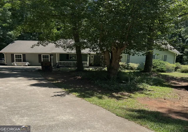 Photo 1 of Single family home for sale at 550 Jana Ln, Mcdonough, GA 30252 | MLS# 10810055 | Listing updated on 2026-09-11