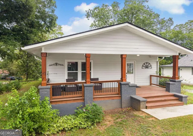 Photo 1 of Single family home for sale at 21 Martin Luther King Jr Dr, Cartersville, GA 30120 | MLS# 10821582 | Listing updated on 2026-08-21