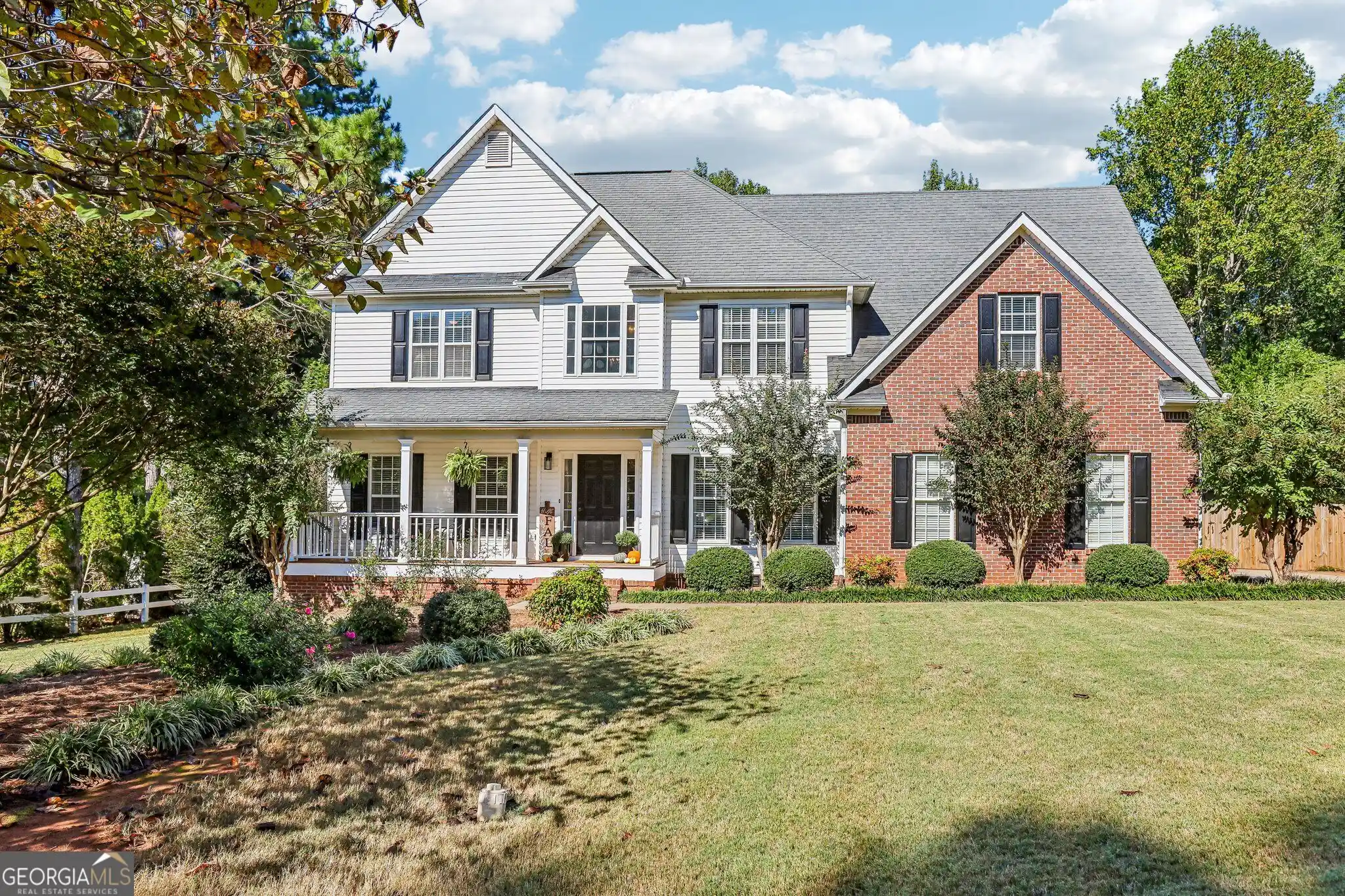 Single family home for sale at 100 Wentworth Way, Newnan, GA 30265 | MLS# 10873762