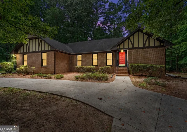 Photo 2 of Sale Pending at 235 Devilla Ct, Fayetteville, GA 30214 | MLS# 10807197 | Listing updated on 2026-08-25