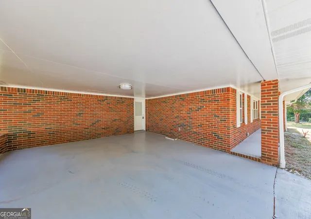 Photo 3 of Single family home for sale at 121 Kingston Hwy Nw, Cartersville, GA 30120 | MLS# 10832242 | Listing updated on 2026-09-08