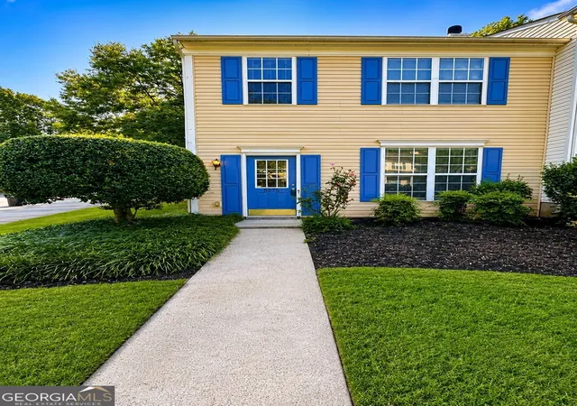 Photo 2 of Townhouse for sale at 5275 Reps Tr, Norcross, GA 30071 | MLS# 10834289 | Listing updated on 2026-09-13