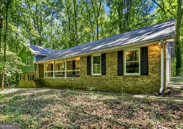 1st image of 1050 Skyline Dr, Covington, GA 30014 | MLS# 10830031