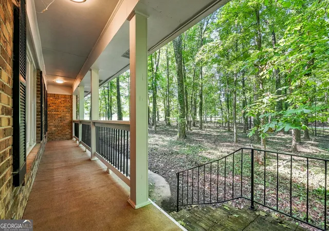 2nd image of 1050 Skyline Dr, Covington, GA 30014 | MLS# 10830031