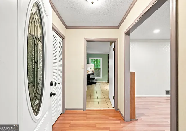4th image of 1050 Skyline Dr, Covington, GA 30014 | MLS# 10830031