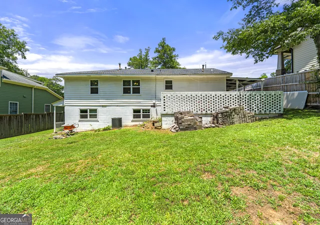 16th image of 1450 Gaylor Dr Se, Smyrna, GA 30082 | MLS# 10820873