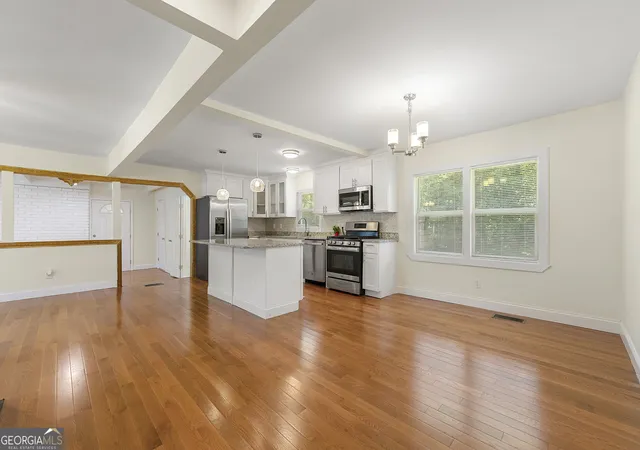 4th image of 1450 Gaylor Dr Se, Smyrna, GA 30082 | MLS# 10820873