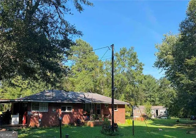 Photo 1 of Single family home for sale at 12 Fowler Dr Se, Cartersville, GA 30121 | MLS# 10820312 | Listing updated on 2026-08-31
