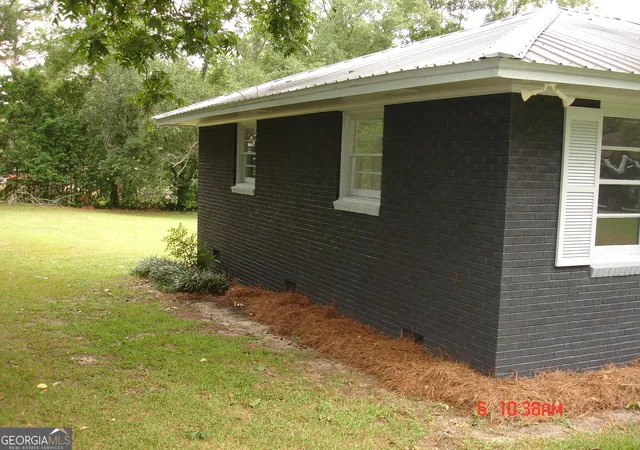 Photo 3 of Single family home for sale at 109 Circle Dr, Statesboro, GA 30461 | MLS# 10821238 | Listing updated on 2026-08-30