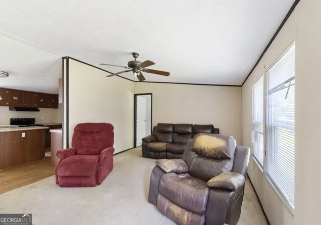Photo 4 of Manufactured home for sale at 111 Indian Village Dr, Maysville, GA 30558 | MLS# 10834218 | Listing updated on 2026-09-19