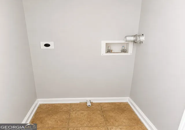 Photo 10 of Townhouse for sale at 1660 Stanton #3E, Atlanta, GA 30311 | MLS# 10835518 | Listing updated on 2026-09-11